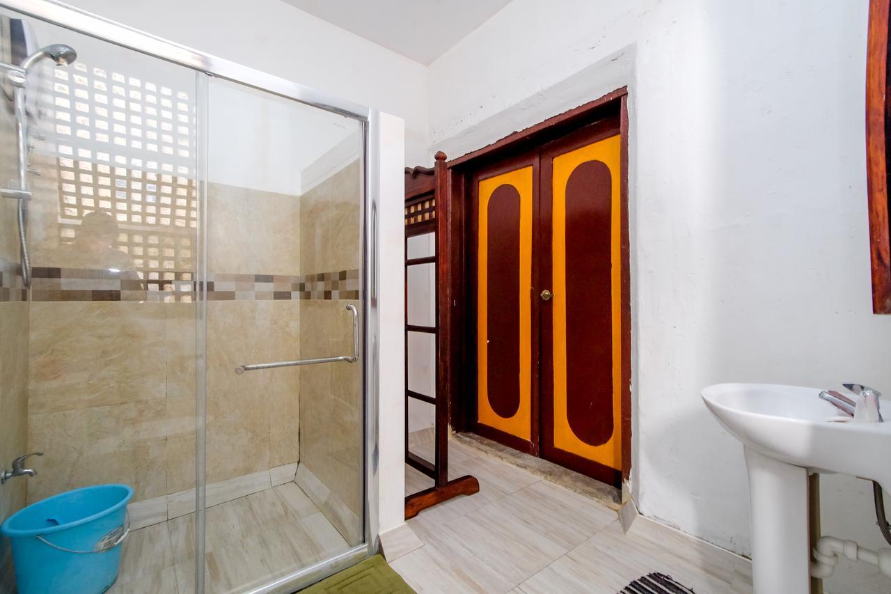 Zen Rooms Calle Crisologo Vigan Exteriör bild