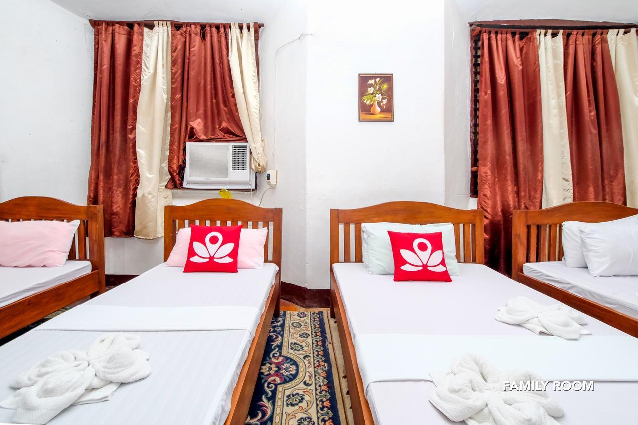 Zen Rooms Calle Crisologo Vigan Exteriör bild