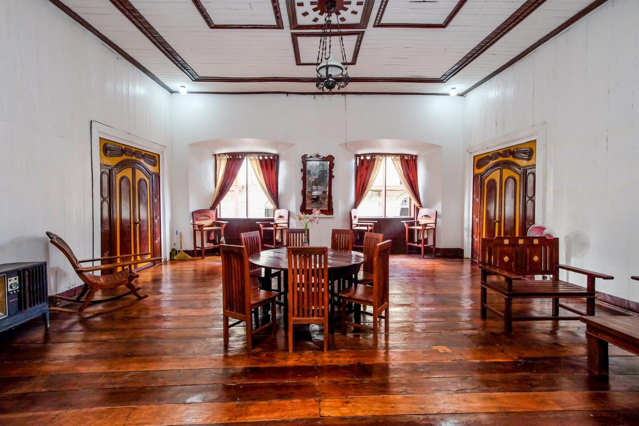 Zen Rooms Calle Crisologo Vigan Exteriör bild