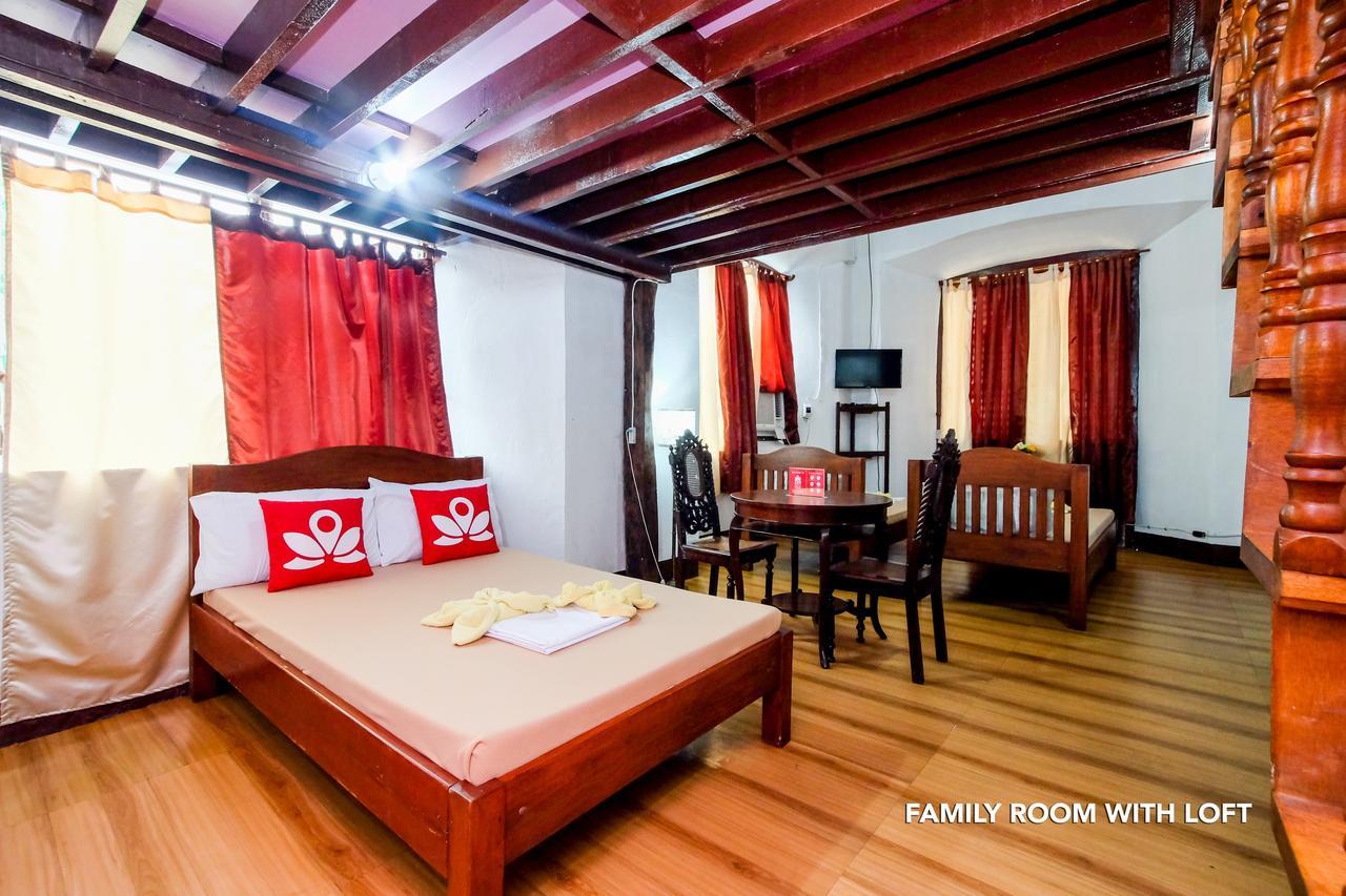 Zen Rooms Calle Crisologo Vigan Exteriör bild