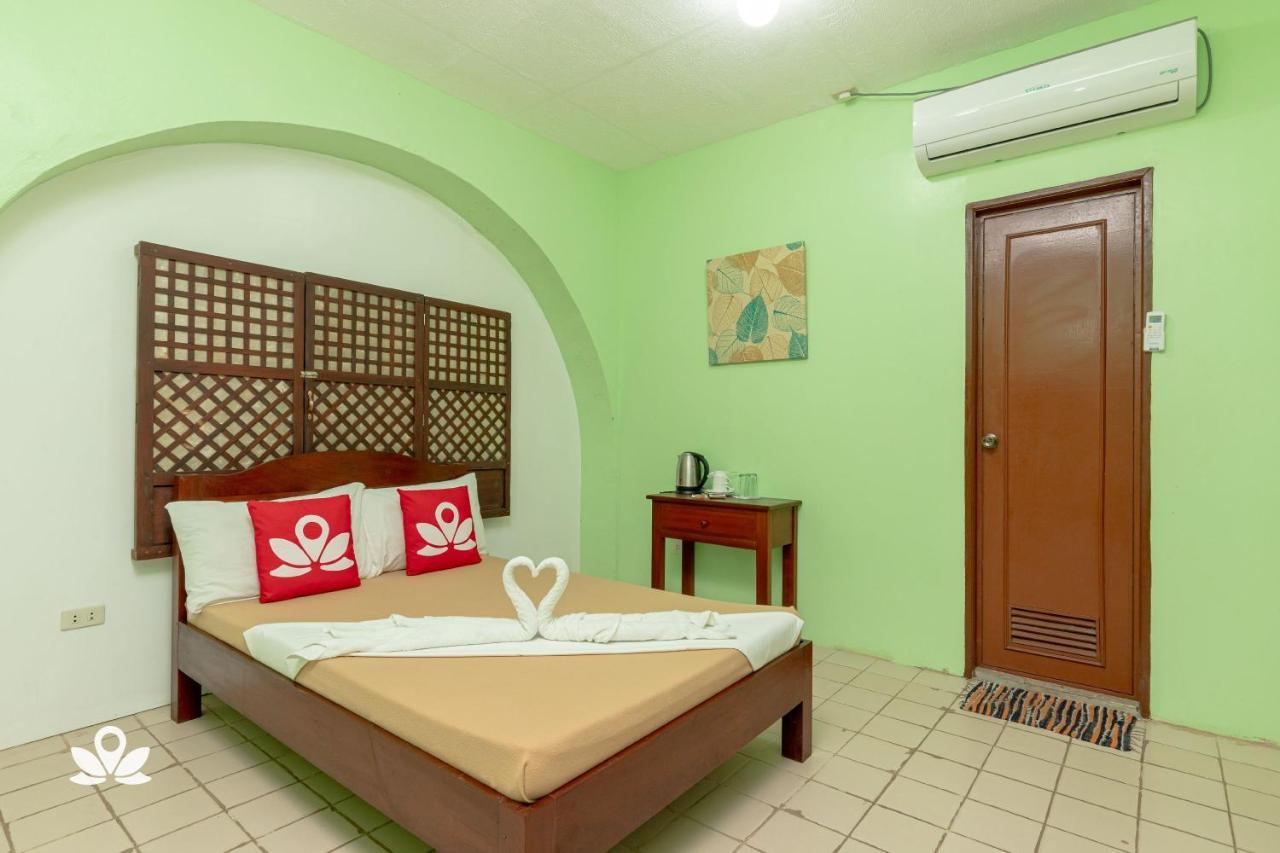 Zen Rooms Calle Crisologo Vigan Exteriör bild